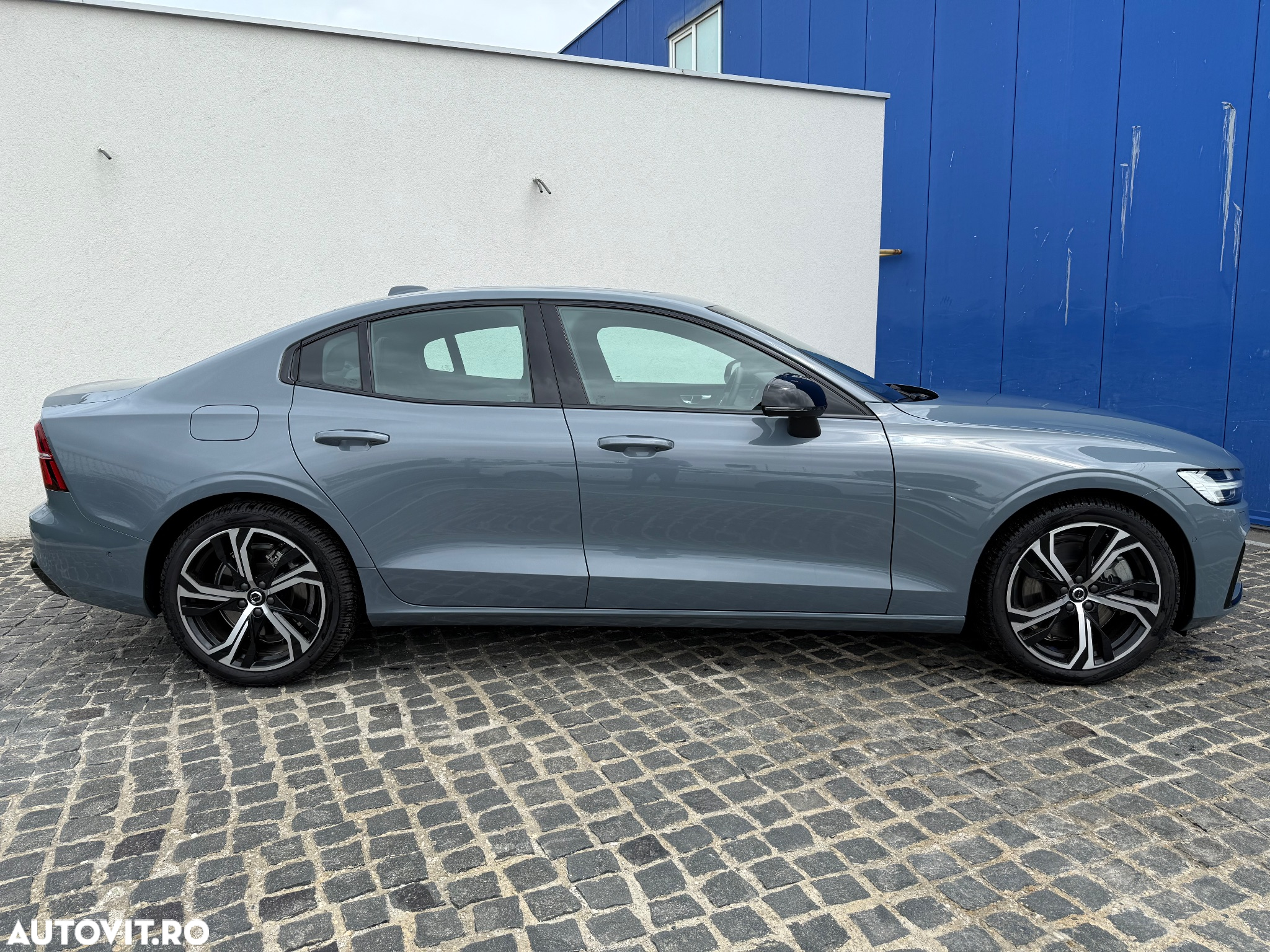 Volvo S60 B5 B AWD Ultimate Dark - 5