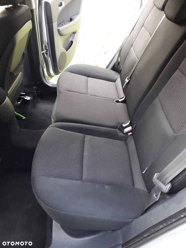 Hyundai i30 1.6 CRDi Comfort - 10