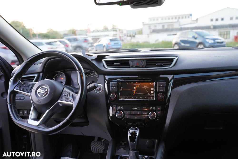 Nissan Qashqai 1.3 157CP 2WD DCT N-Connecta - 22
