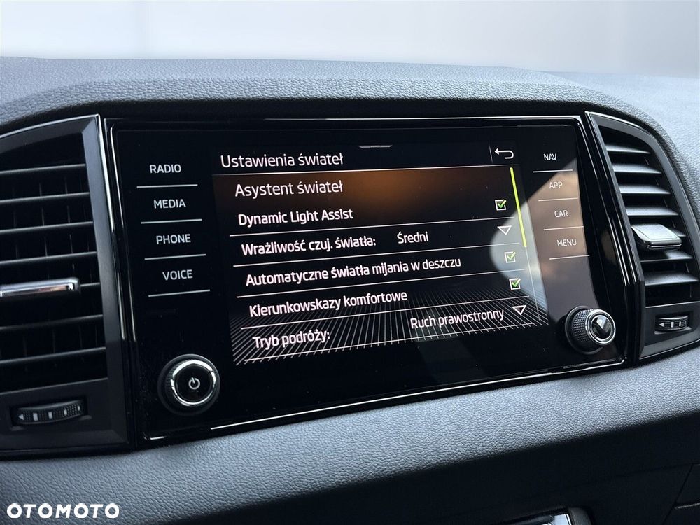 Skoda Karoq 1.5 TSI ACT Selection DSG - 32
