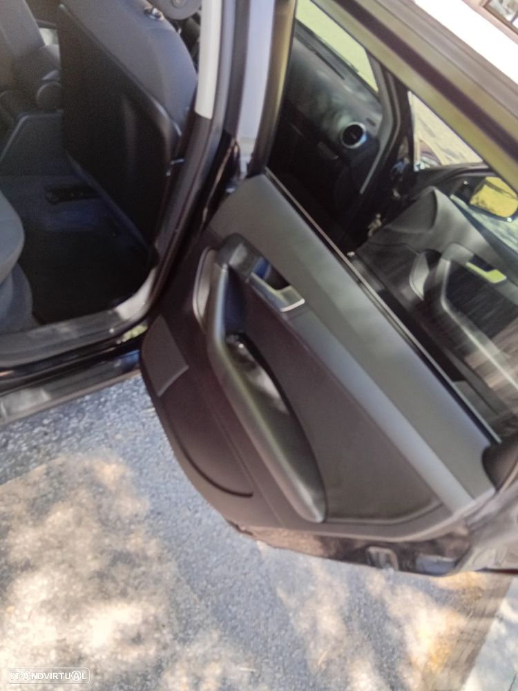 Audi A3 Sportback 1.6 TDI DPF Attraction - 16