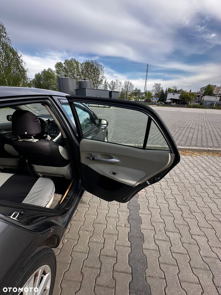 Toyota Auris 2.0 D-4D Sol - 28