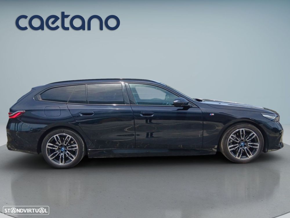 BMW 530 e Pack Desportivo M - 9