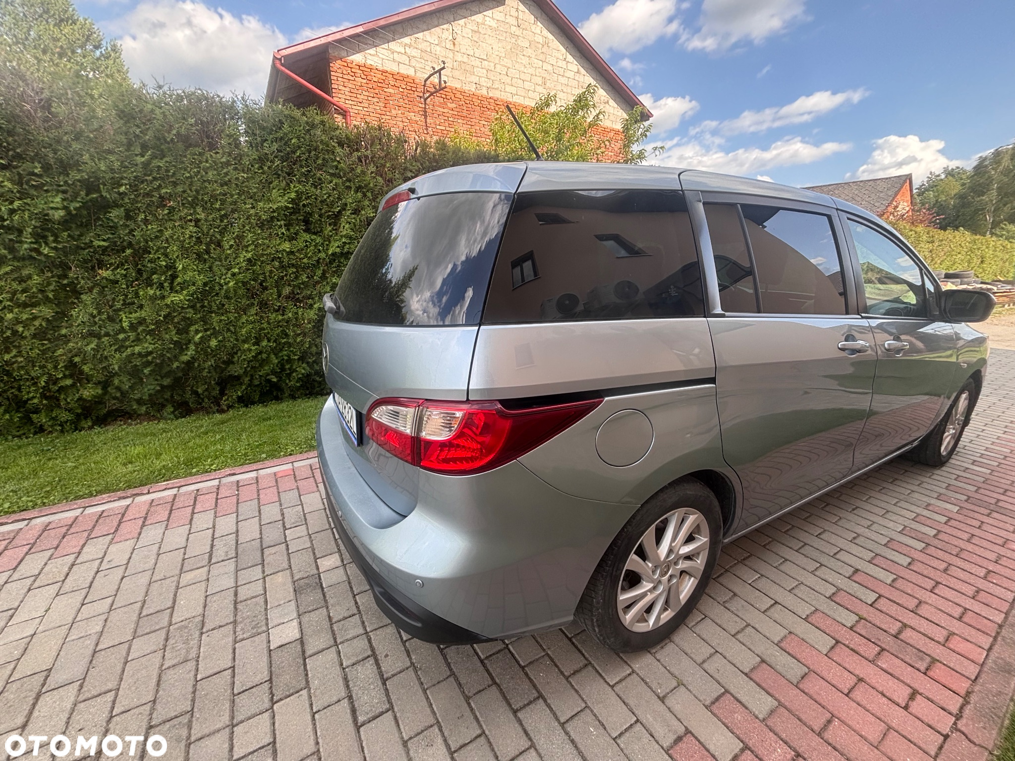 Mazda 5 2.0 Exclusive + - 5