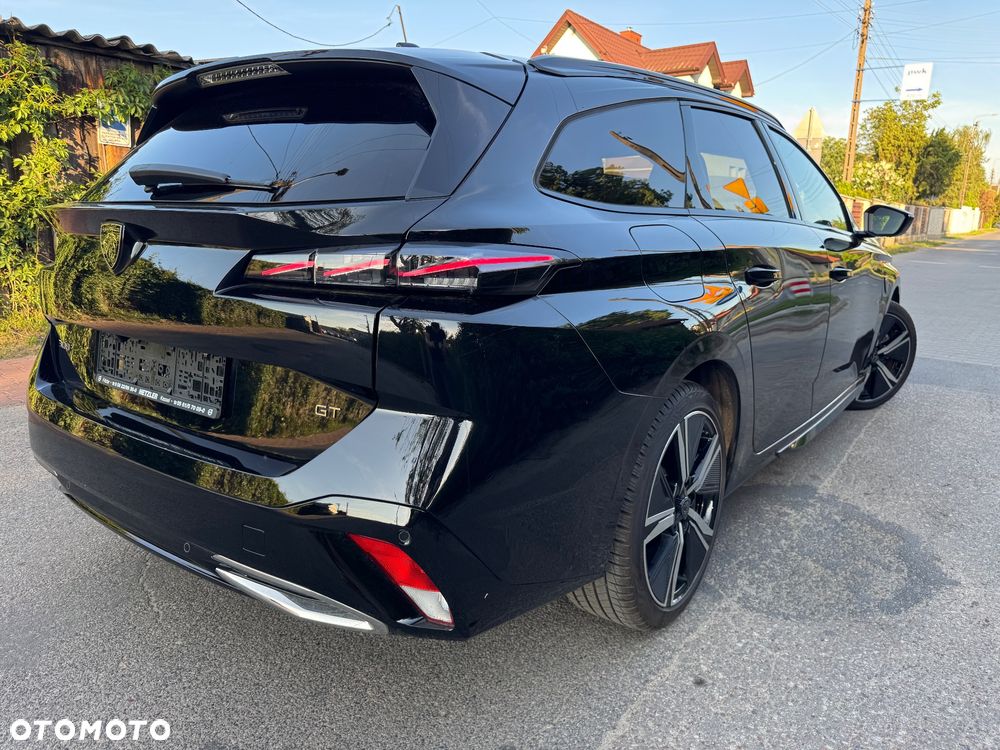 Peugeot 308 - 8