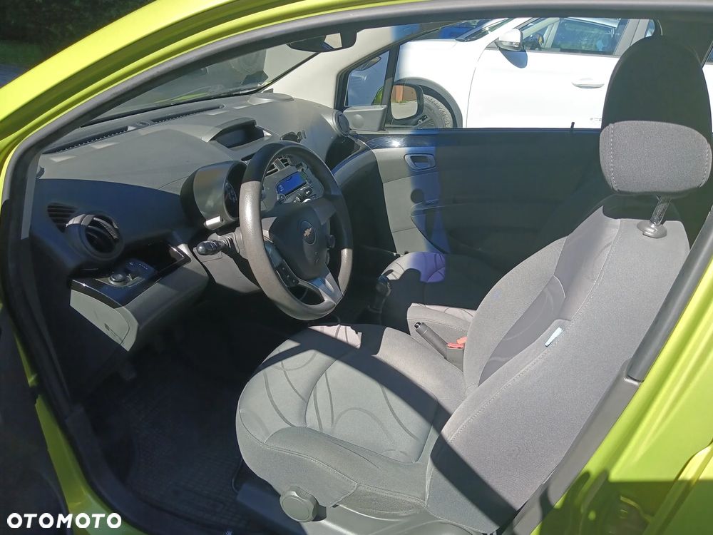 Chevrolet Spark - 5