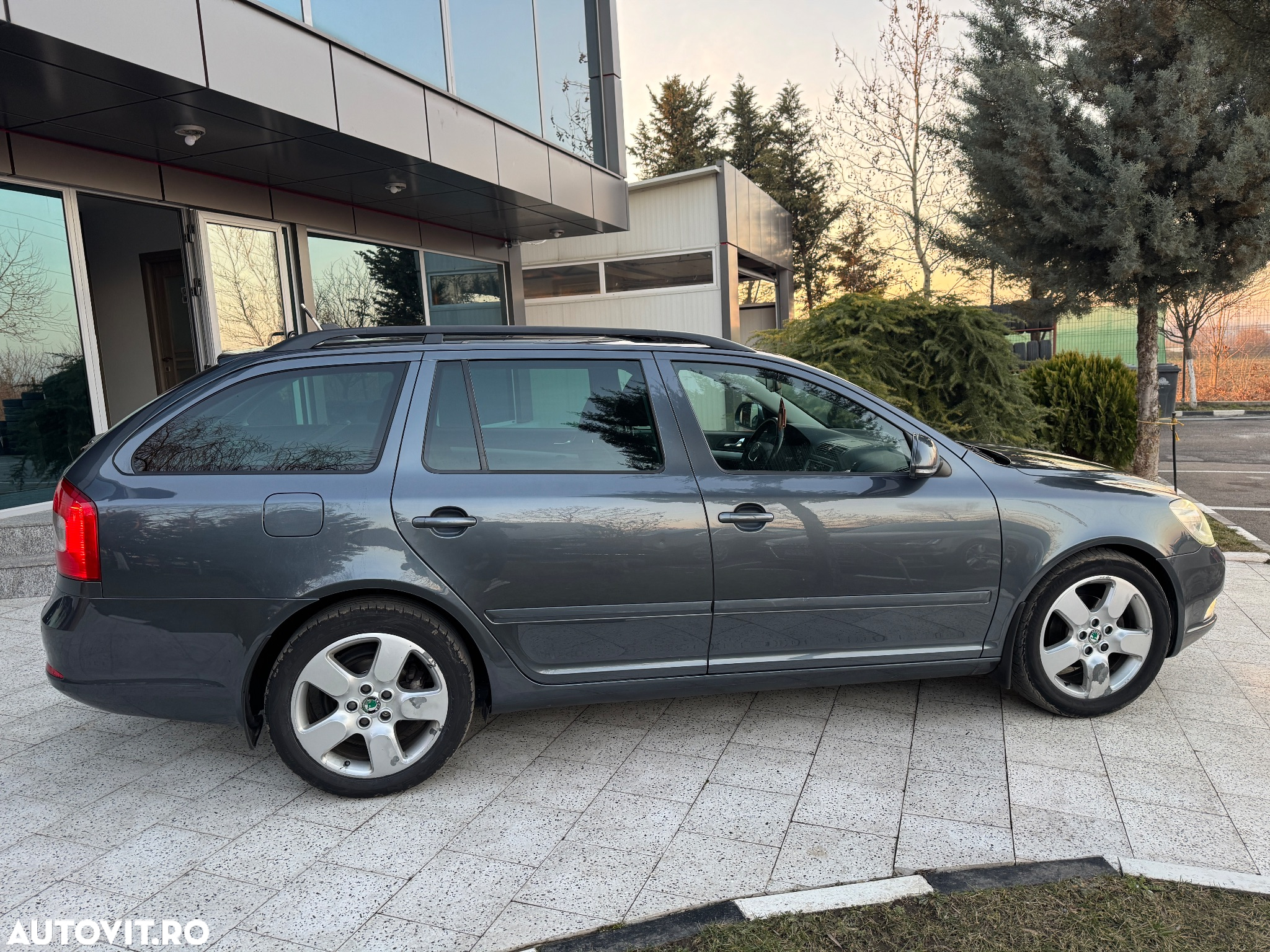 Skoda Octavia 1.6 TDI Ambiente DSG - 17