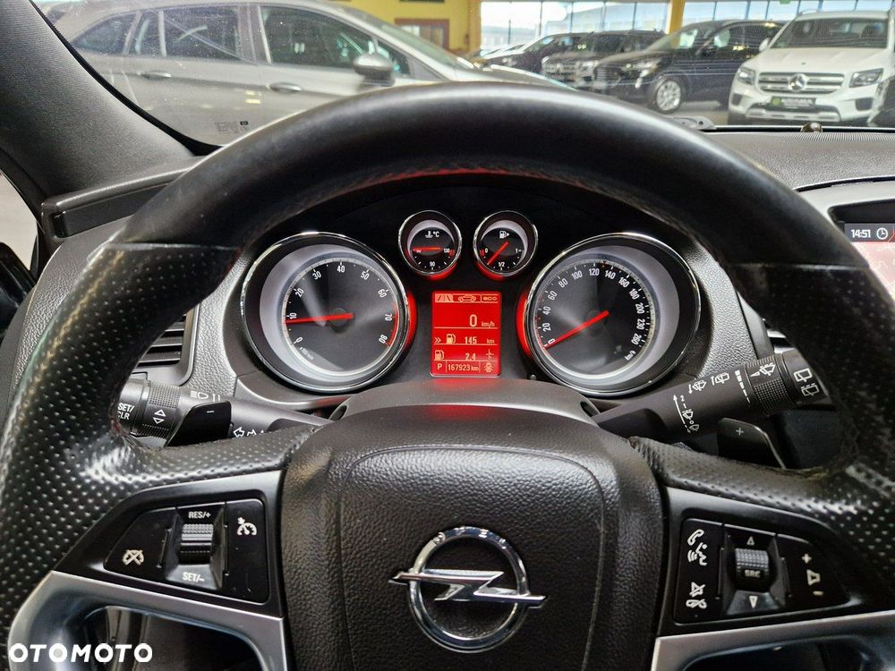Opel Insignia - 16