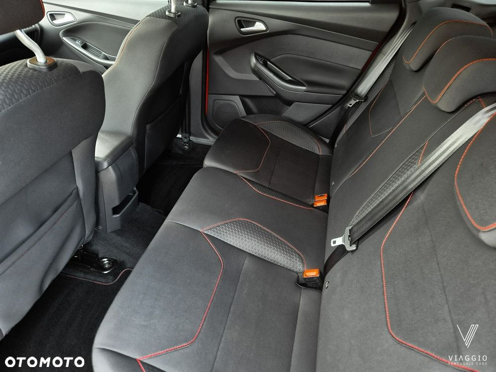 Ford Focus - 22