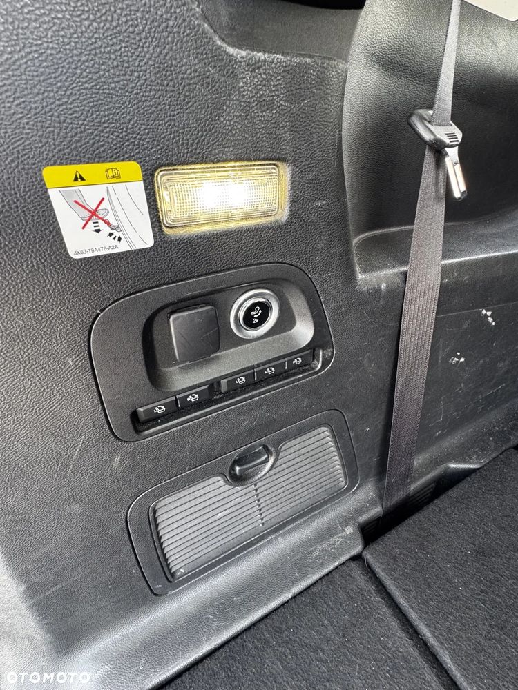 Ford S-Max 2.0 EcoBlue Titanium - 20