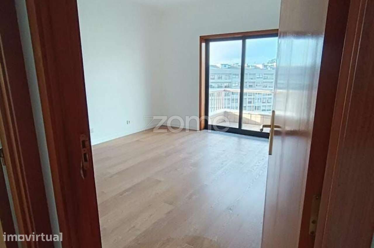 ✨ Apartamento T2 para Arrendamento | São Victor, Braga - Grande imagem: 3/9