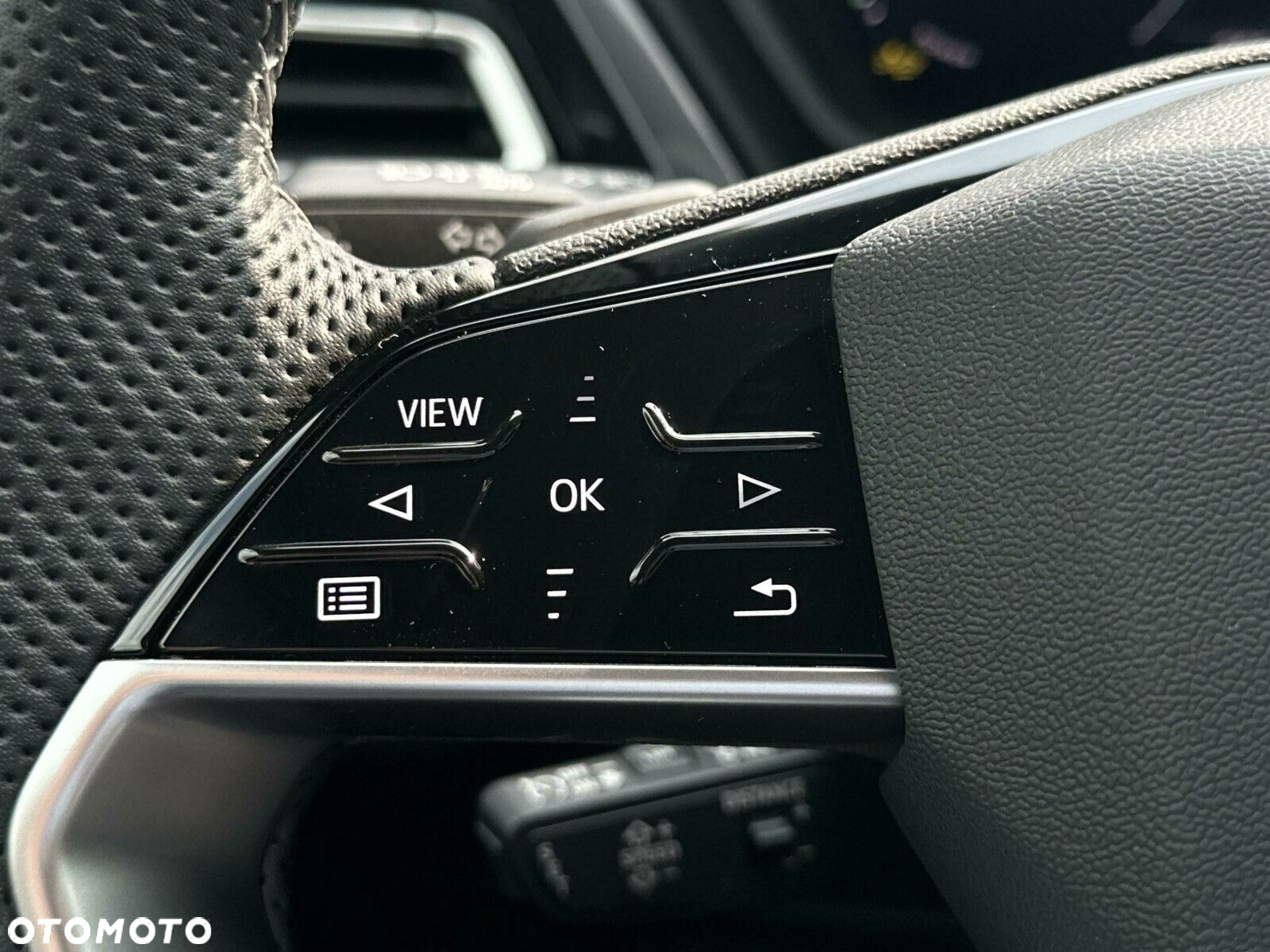 Audi Q4 e-tron - 16
