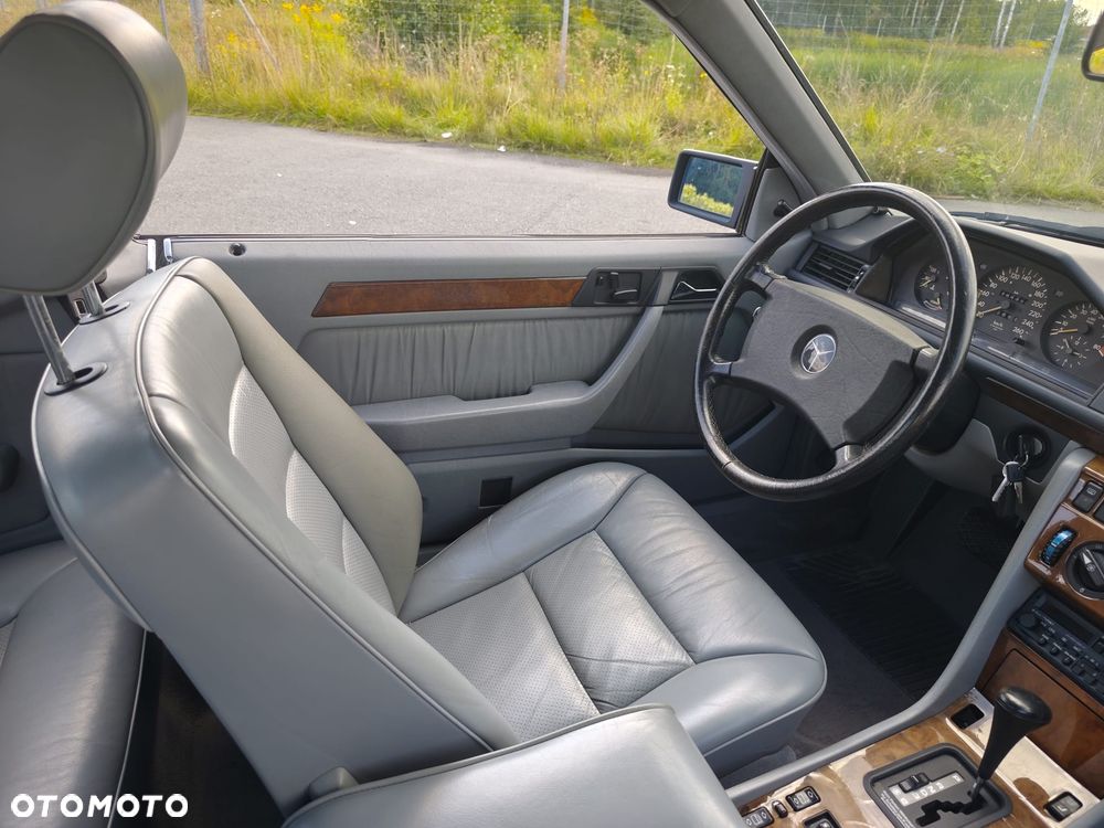 Mercedes-Benz W124 (1984-1993) - 22