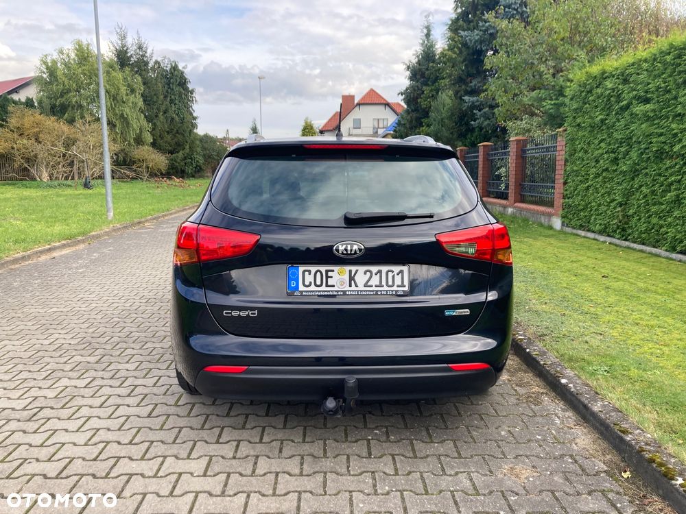 Kia Ceed - 6