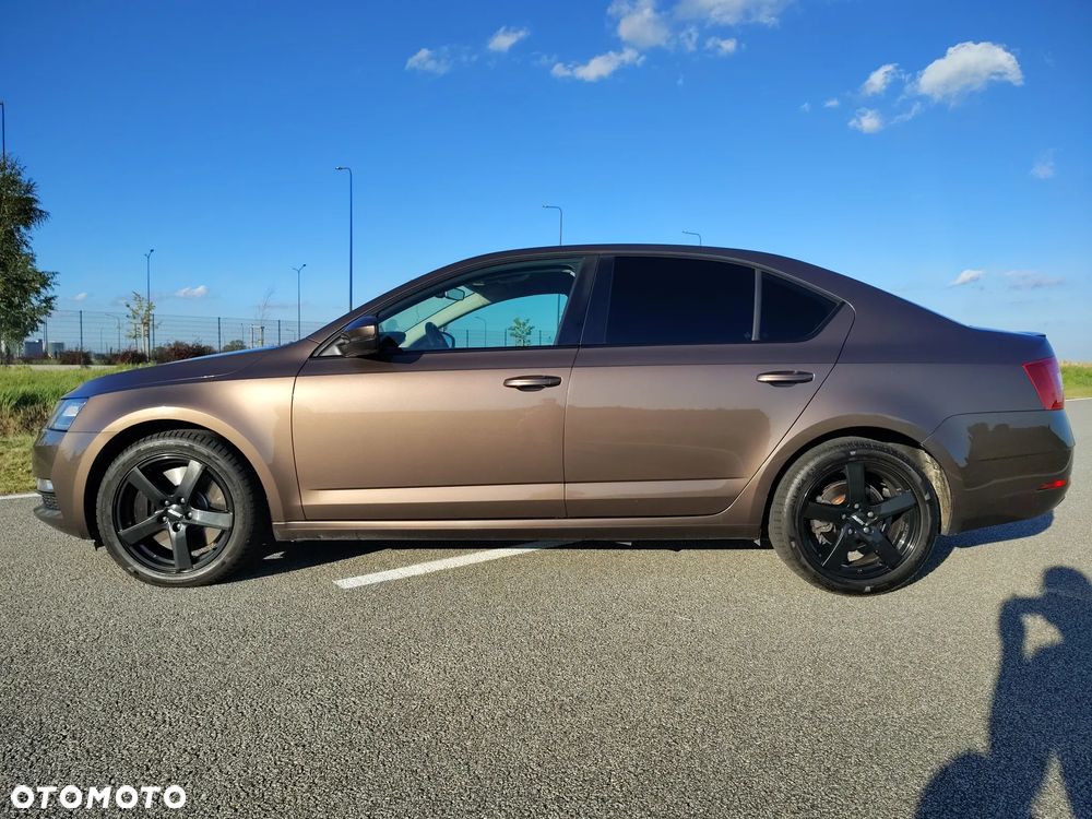 Skoda Octavia 2.0 TSI Style DSG - 5