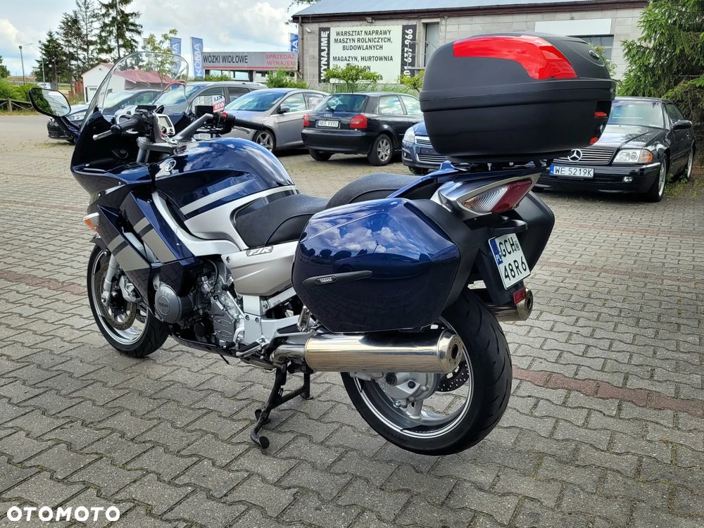 Yamaha FJR - 13