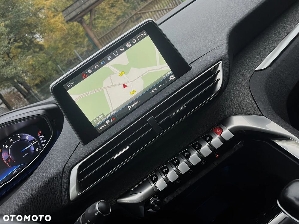 Peugeot 3008 PureTech 130 Stop & Start Allure - 19