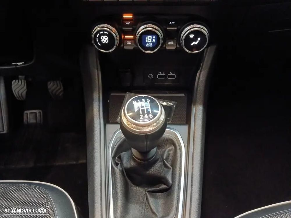 Renault Captur 1.0 TCe Techno - 9
