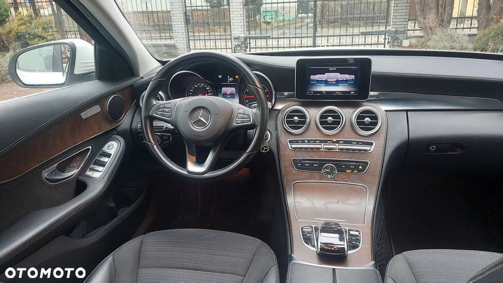 Mercedes-Benz Klasa C 180 7G-TRONIC - 8