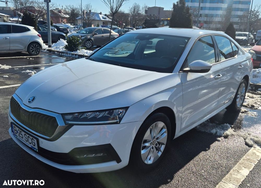 Skoda Octavia 2.0 TDI DSG Ambition - 1