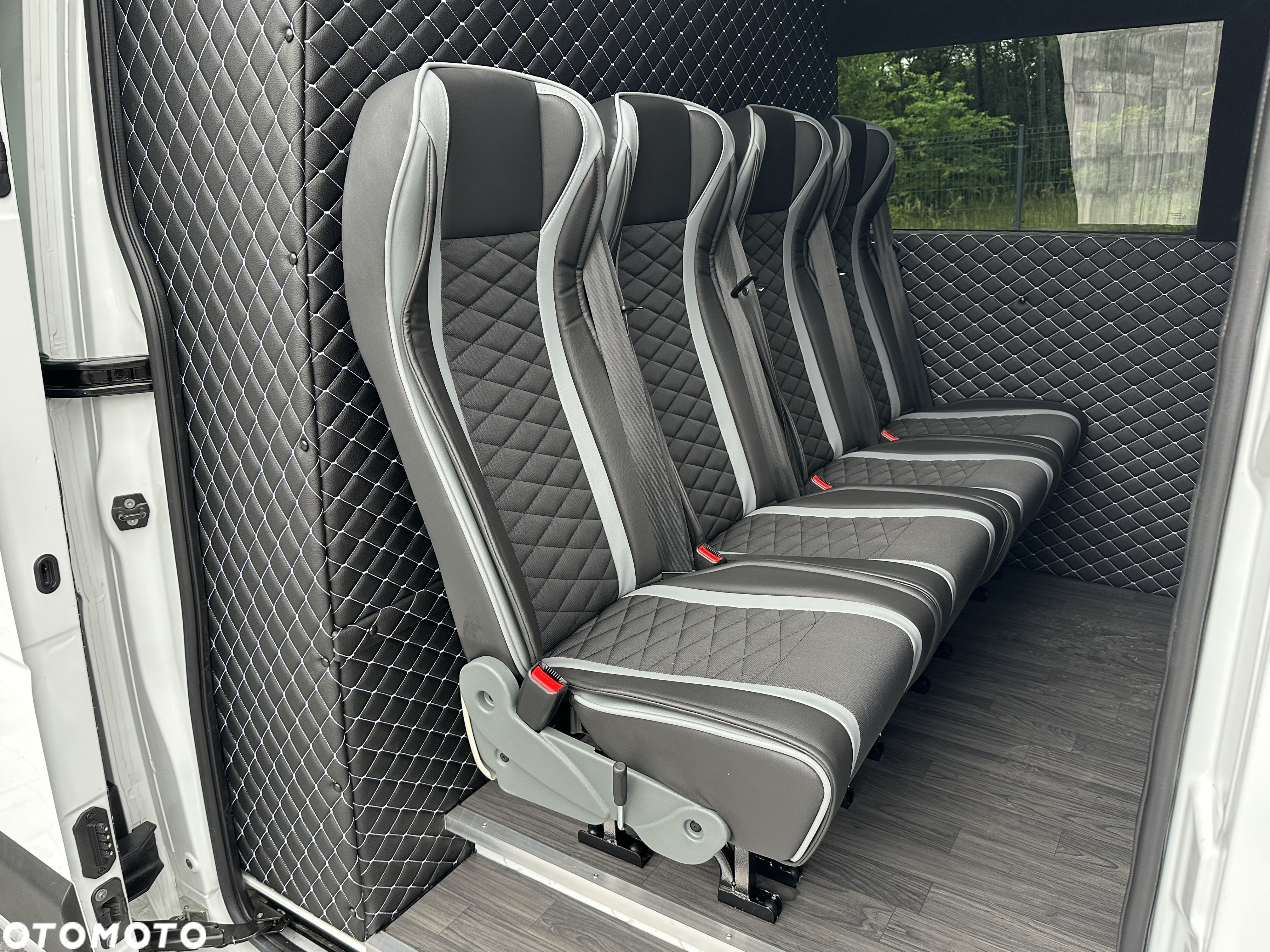 Renault MASTER L4H2 / Brygadowy 7 osób / HAK 3500kg! / Salon PL / Stan Jak Nowy / Najbogatsze wyposażenie / MAXI / Koła bliźniacze / Nowe opony / FV23% - 16