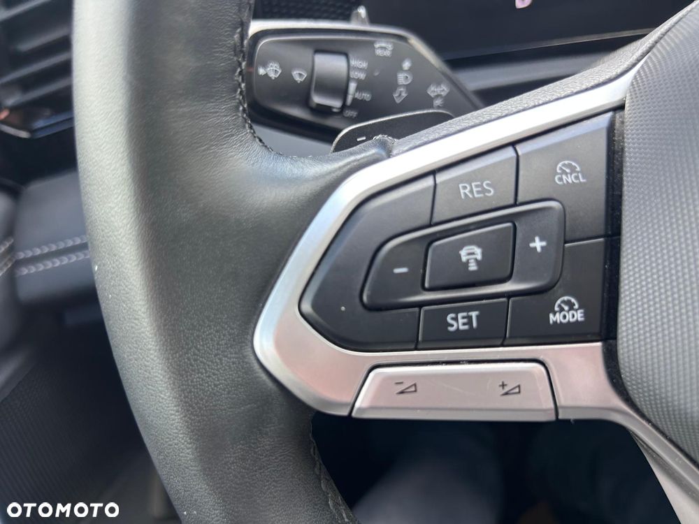 Volkswagen Tiguan 1.5 eTSI Elegance DSG - 17