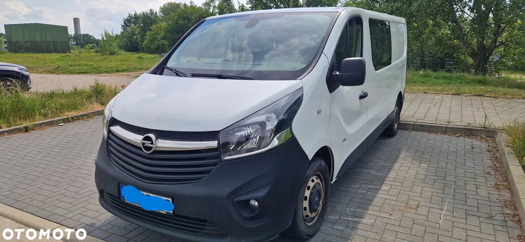 Opel Vivaro L2H1 - 2