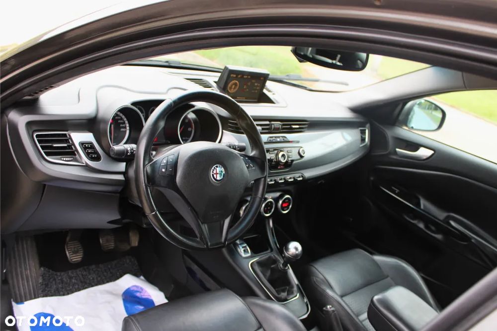 Alfa Romeo Giulietta 1.6 JTDM 16V - 15