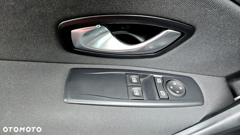 Renault Megane 1.6 16V Dynamique - 28