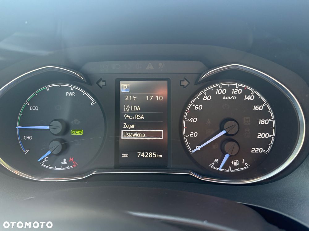 Toyota Yaris Hybrid 100 Premium - 8