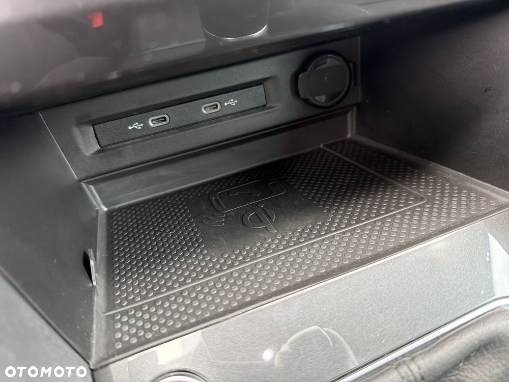 Volkswagen Tiguan - 22