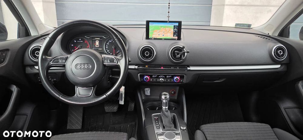 Audi A3 Sportback 2.0 TDI S tronic - 12