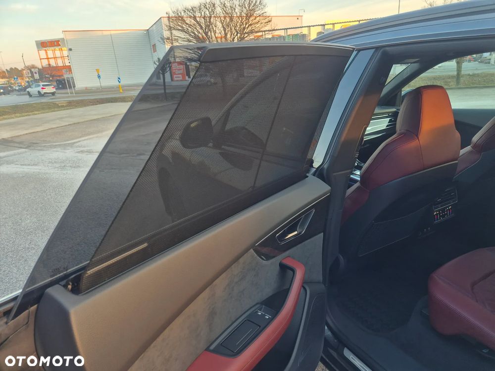 Audi SQ8 - 16