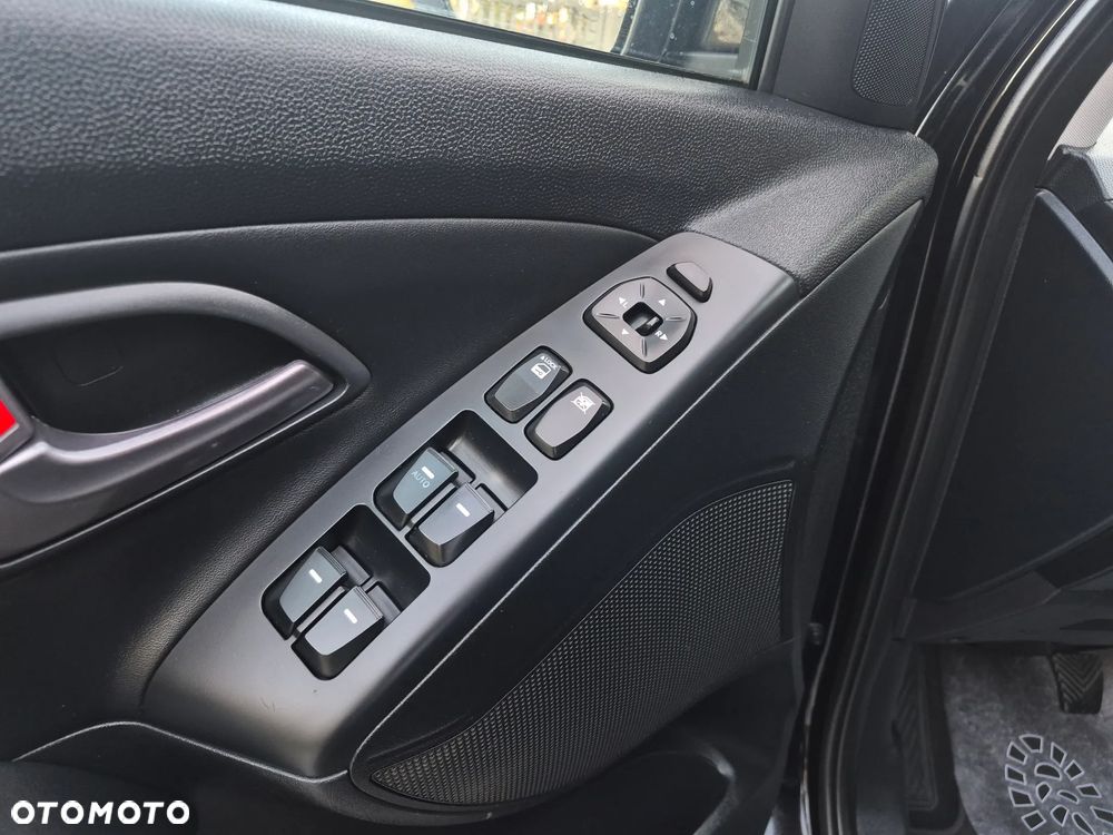 Hyundai ix35 2.0 2WD Trend - 30