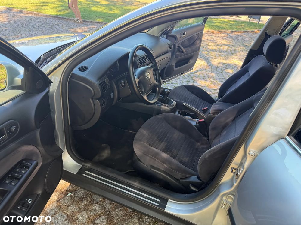 Volkswagen Passat 1.9 TDI - 23