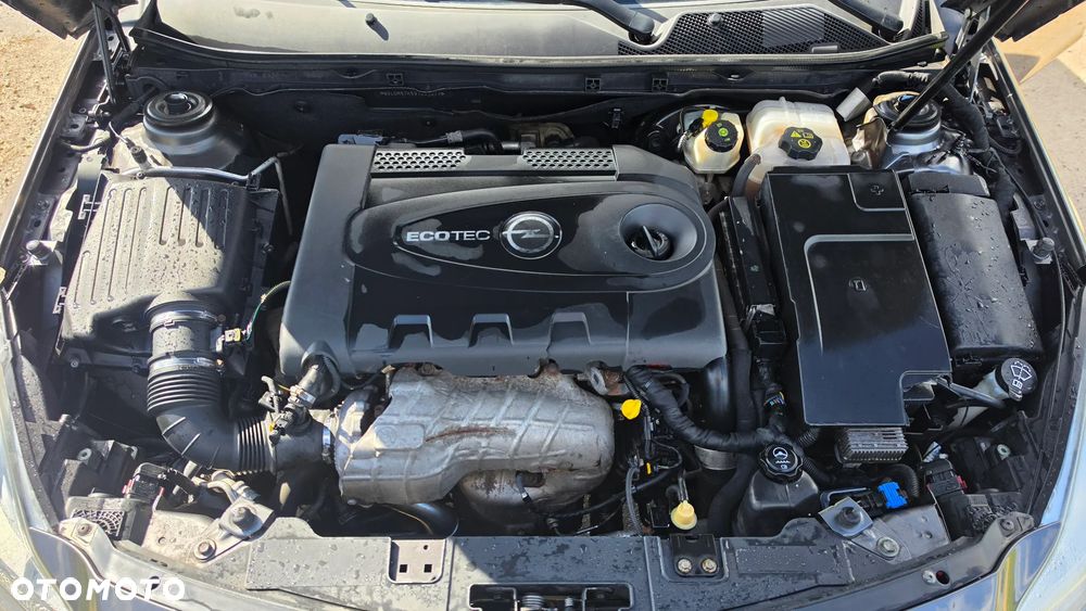 Opel Insignia 2.0 CDTI - 11