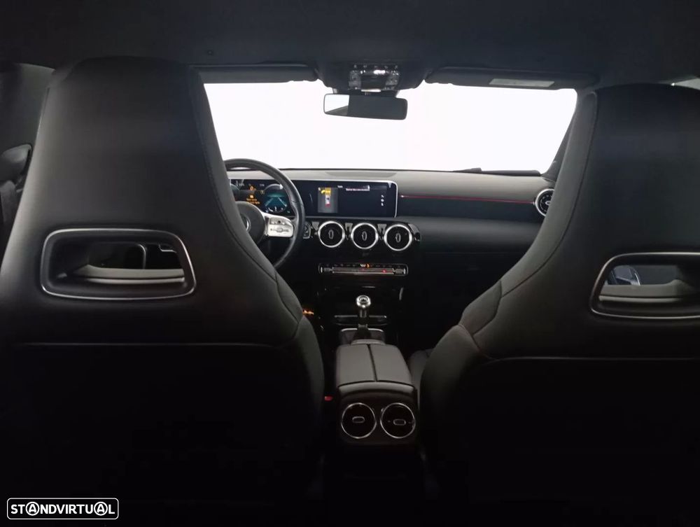 Mercedes-Benz A 200 - 21