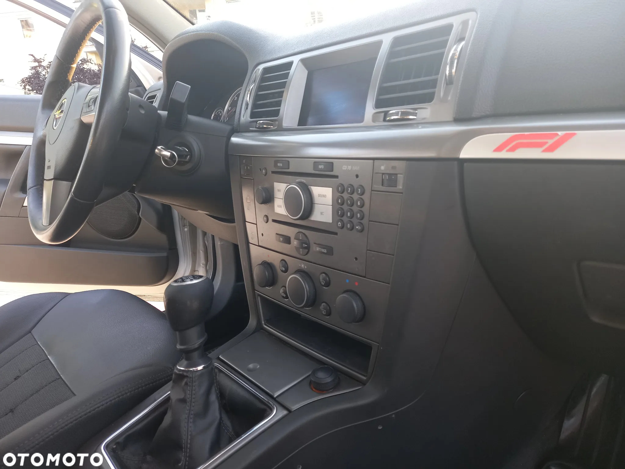 Opel Vectra 1.9 CDTI Cosmo - 15