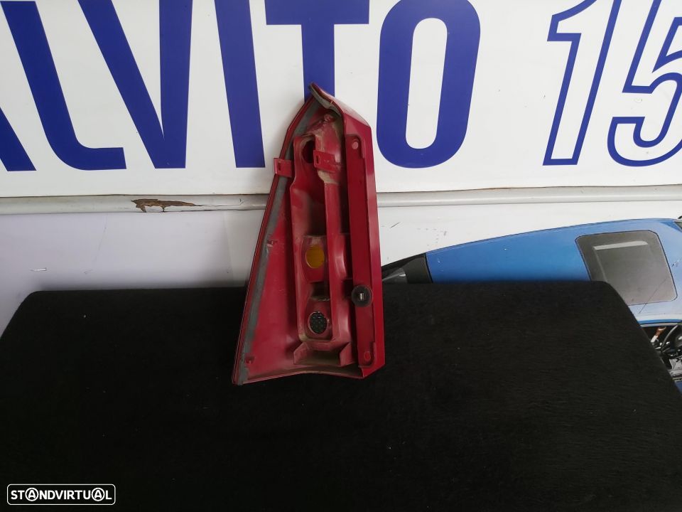 Farolim Direito Ford Focus Carrinha - 2