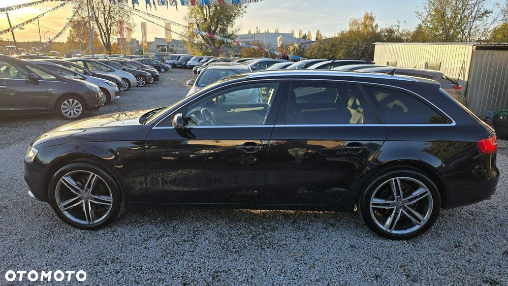 Audi A4 Avant - 16