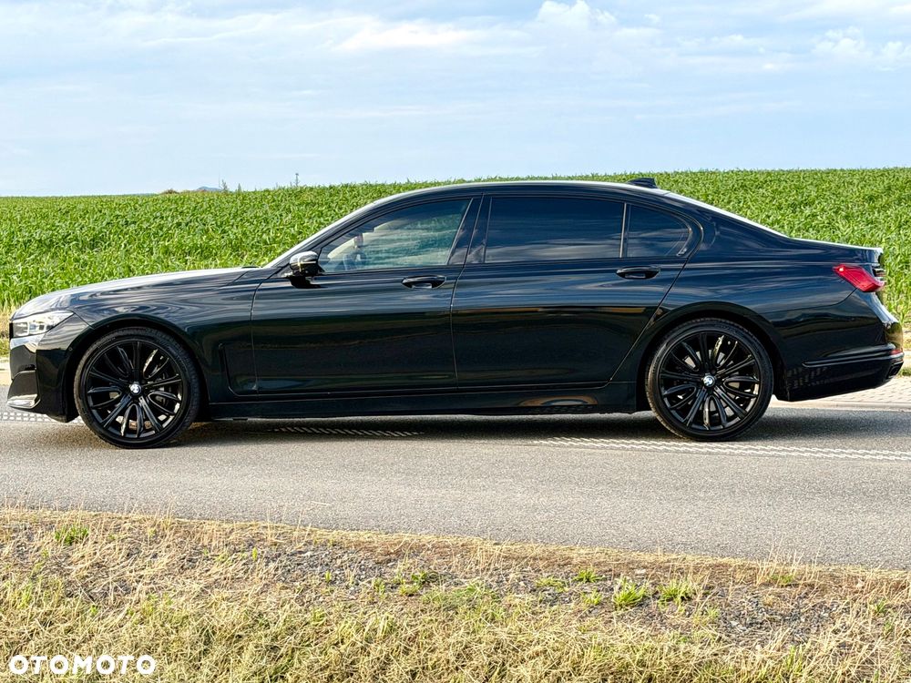 BMW Seria 7 730Ld xDrive mHEV - 8