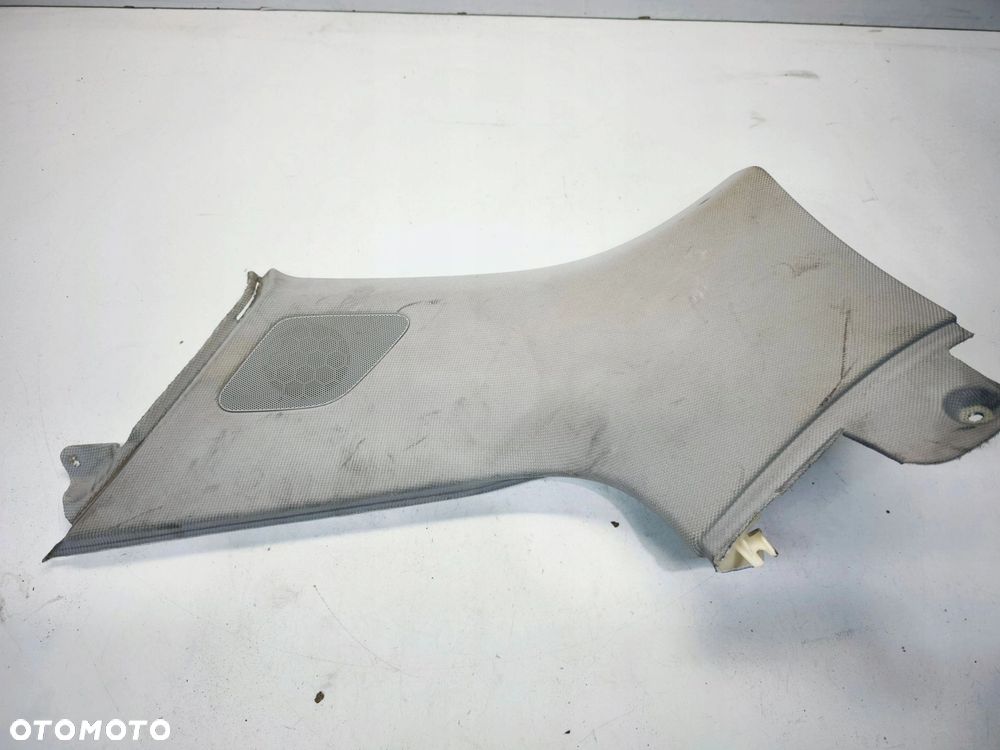 OSŁONA SŁUPKA BAGAŻNIKA PRAWY TYŁ AUDI A6 C6 AVANT 4F9867246B 1NC BOSE - 1