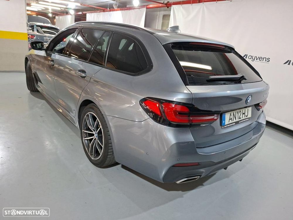 BMW 520 e Pack M - 2