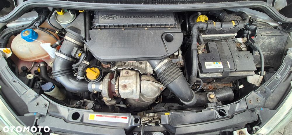 Ford KA - 27