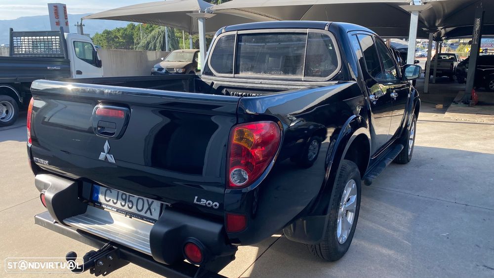 Mitsubishi L200 Pick Up 4x4 DPF Intense Cabine Dupla - 12