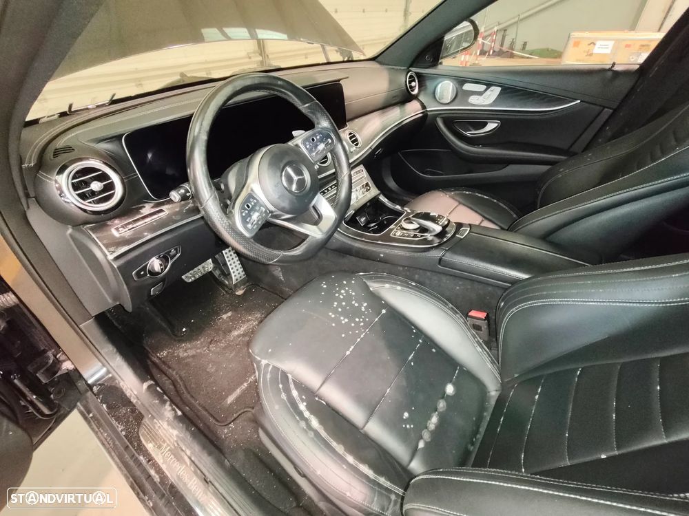 Mercedes-Benz E 300 de AMG Line - 16