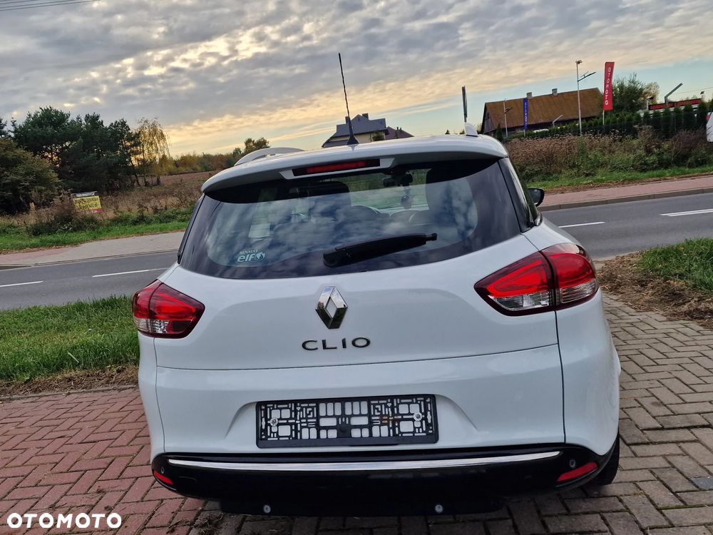 Renault Clio - 14