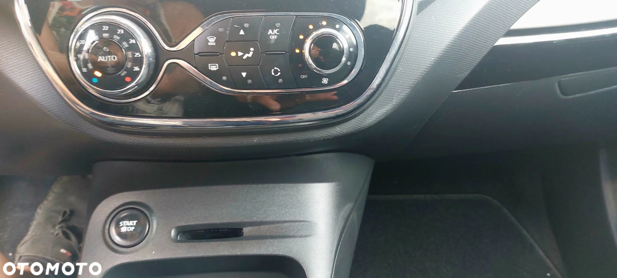 Renault Captur ENERGY dCi 90 Start&Stop Helly Hansen - 19