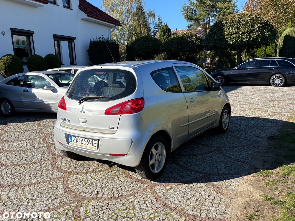 Mitsubishi Colt - 9