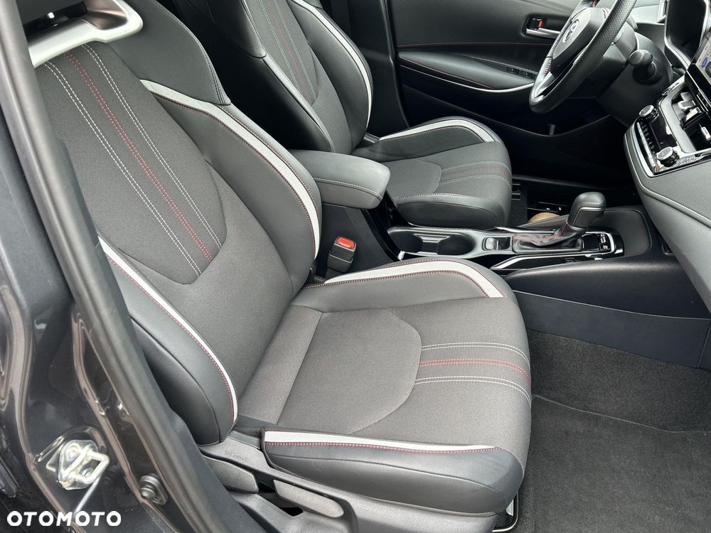 Toyota Corolla 1.8 Hybrid GR Sport Dynamic - 15